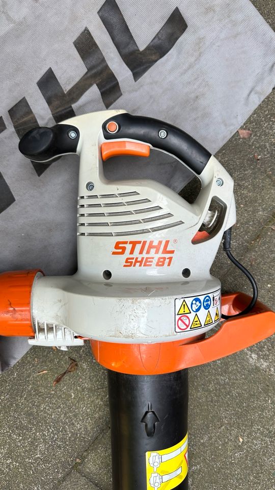 Stihl  Laubbläser Laubsauger/häckseler Stihl SHE 81 in Köln