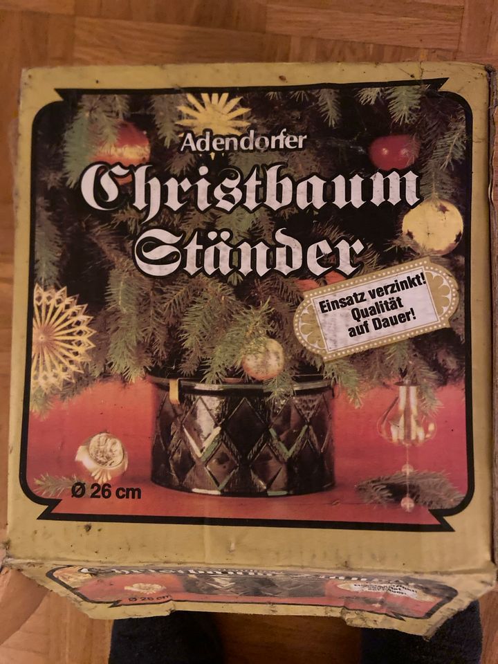 1 moderner Weihnachtsbaum Ständer // 1 antiker Christbaum Ständer in Frei-Laubersheim