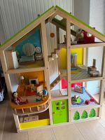 ❤️Neuwertig „HAPE“ Puppenhaus inkl. Möbelteile etc Nordrhein-Westfalen - Bocholt Vorschau