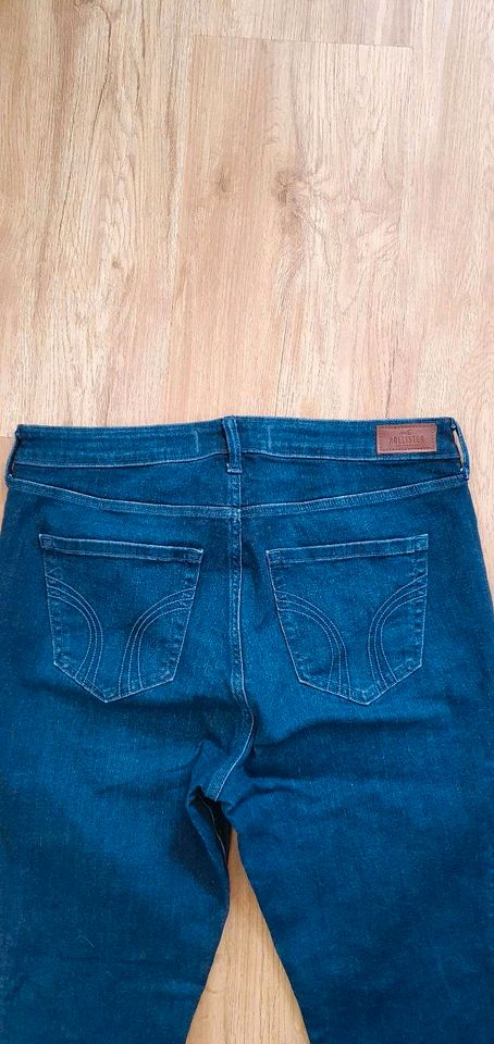 Jeans von Hollister, 16L, W 33 in Oldenburg