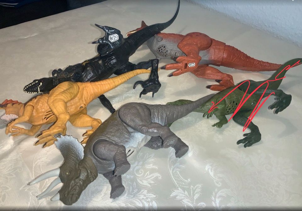 ❇️MATTEL JURASSIC WORLD DINOSAURIER SAMMLUNG KONVOLUT❇️ in Berlin