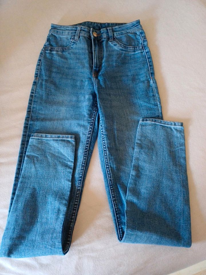 Dünne jeans in Oldisleben