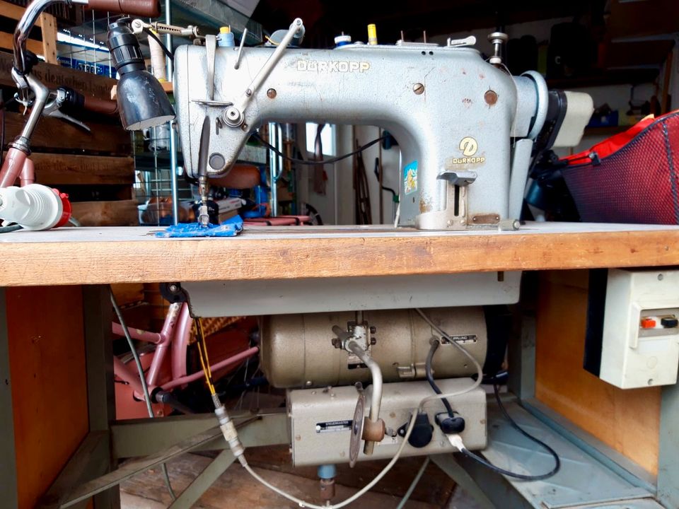 Dürkopp Industrie-Nähmaschine (funktionstüchtig) in Ottersheim