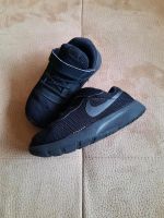 Nike Sneaker schwarz 27 eher 26 bitte siehe Maße Hessen - Mörlenbach Vorschau