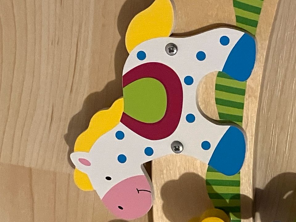 Garderobe für Kinder aus Holz top Zustand in Plauen