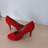 Tamaris Pumps rot und schwarz/ 10 Euro pro Paar! Niedersachsen - Wolfenbüttel Vorschau