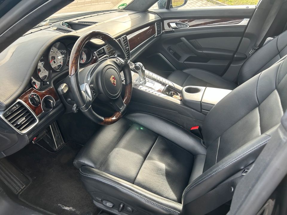 Porsche Panamera Turbo S 4xSitzbelüftung Kerm. Voll Porschgar5/25 in Aalen