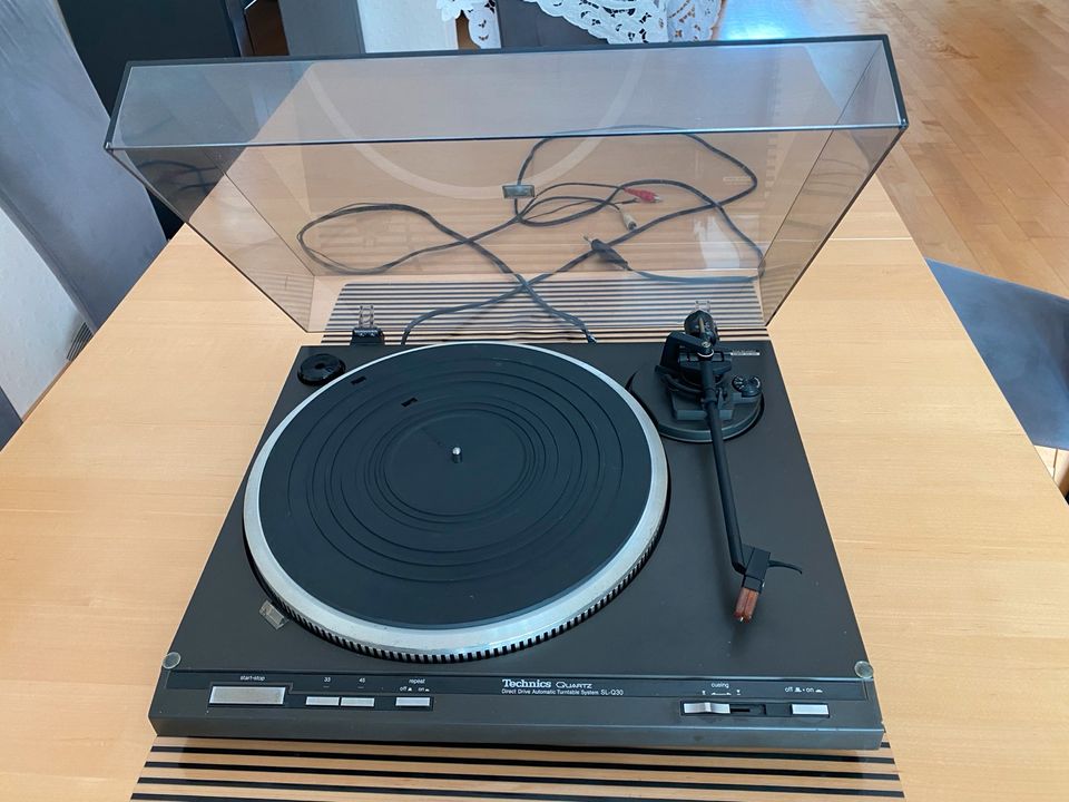 Technics Plattenspieler SL-Q30 mit Tonabnehmer EPC-P24(T4P) in Essen