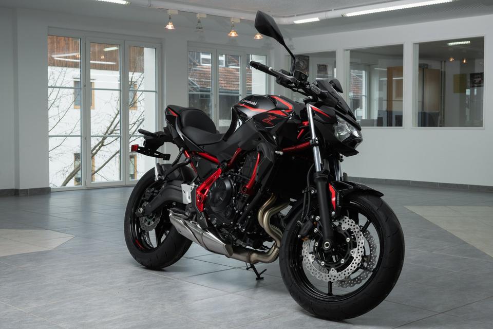 KAWASAKI Z650 | MY25 | A2 Drossel möglich | StarterBonus Aktion in Dietmannsried
