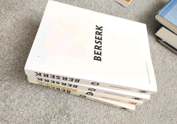 BERSERK Manga Sammlung von Band 29 31 33 34 Von Kentaro Miura in Berlin