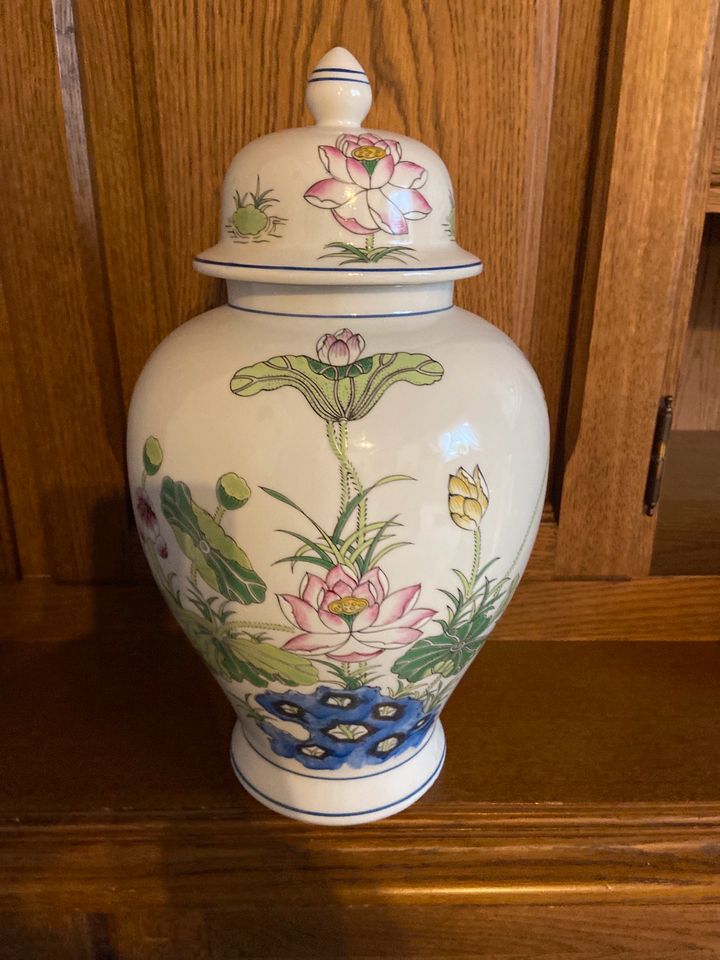 Chinesische Vase, handgemalt, Royal Meridian in Gelsenkirchen