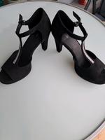 High Heels Rheinland-Pfalz - Ludwigshafen Vorschau