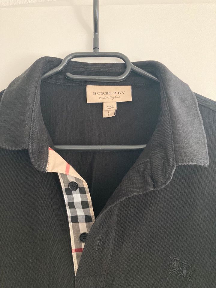 Burberry Polo Shirt Größe L 3 Stück rot/schwarz/grau in Talheim Neckar