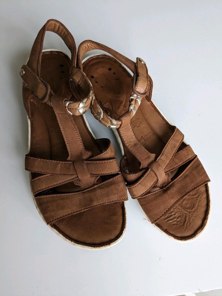 Sandalen braun gold in Merching