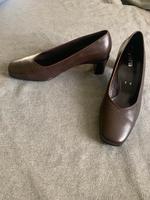 Damenschuhe  Pumps ,Absatzschuhe ,Neuwertig  ARA ,Gr 40 Bayern - Straubing Vorschau