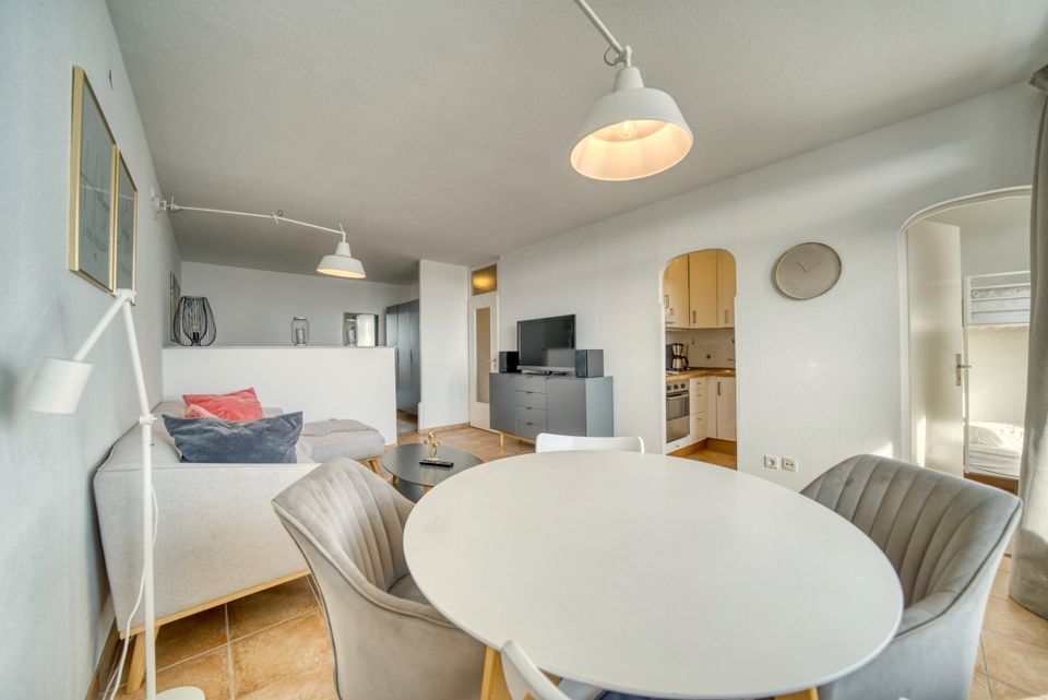 Strandnahe Ostsee Ferienwohnung + Balkon und tollem Ausblick in Heiligenhafen 