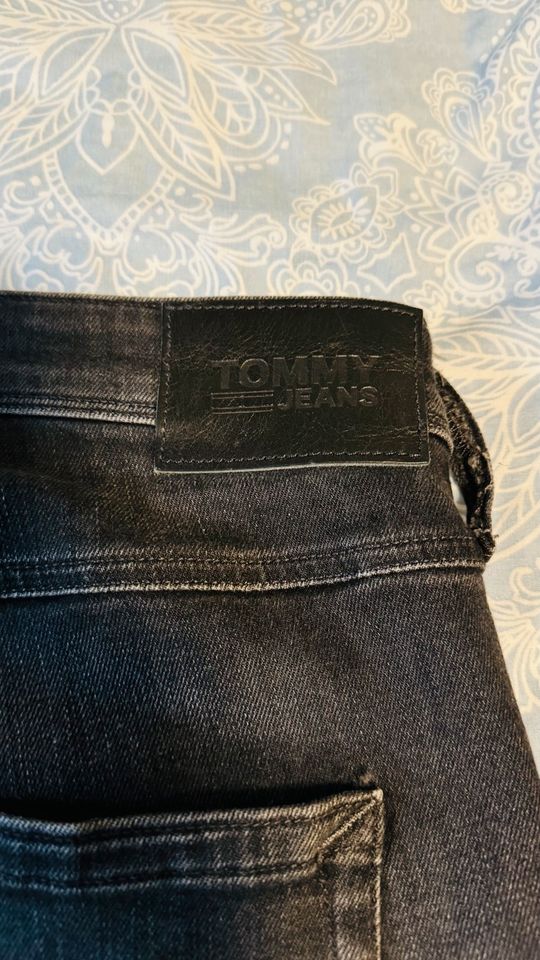 Tommy Jeans Hilfiger Miles Skinny W36/L32 in Wartenberg