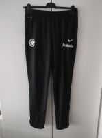 Eintracht Frankfurt Teamwear Trainingshose Hose Größe L Frankfurt am Main - Bergen-Enkheim Vorschau