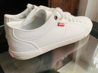 Levi’s Sneakers Schuhe Sport Urlaub Freizeit 41 NEU Düsseldorf - Oberkassel Vorschau