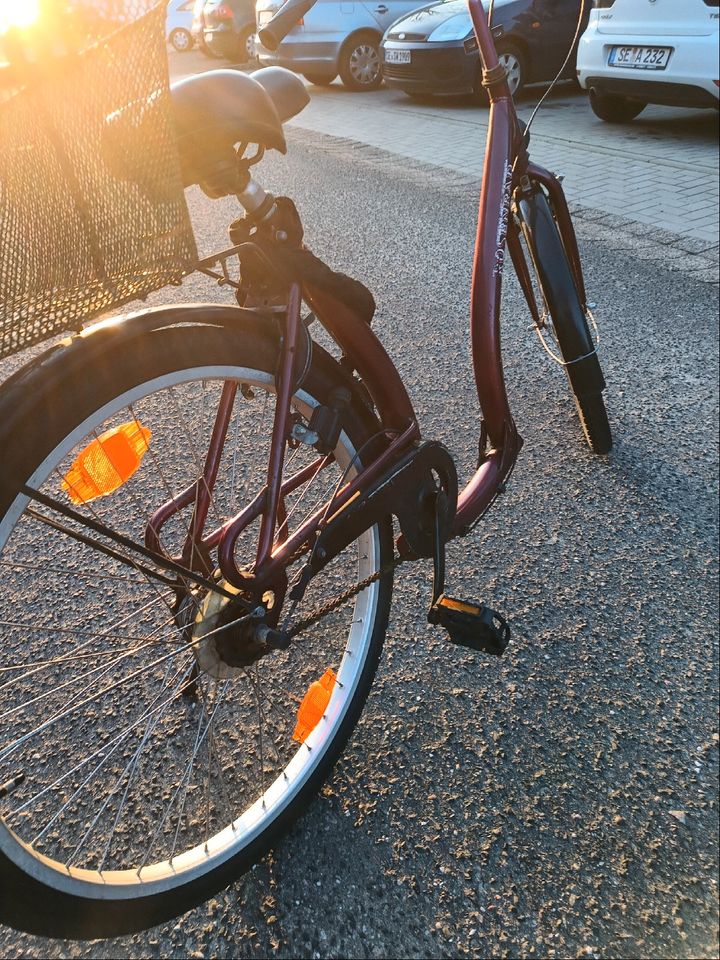 Damenfahrrad mit Tiefeinstieg, 26" in Kaltenkirchen