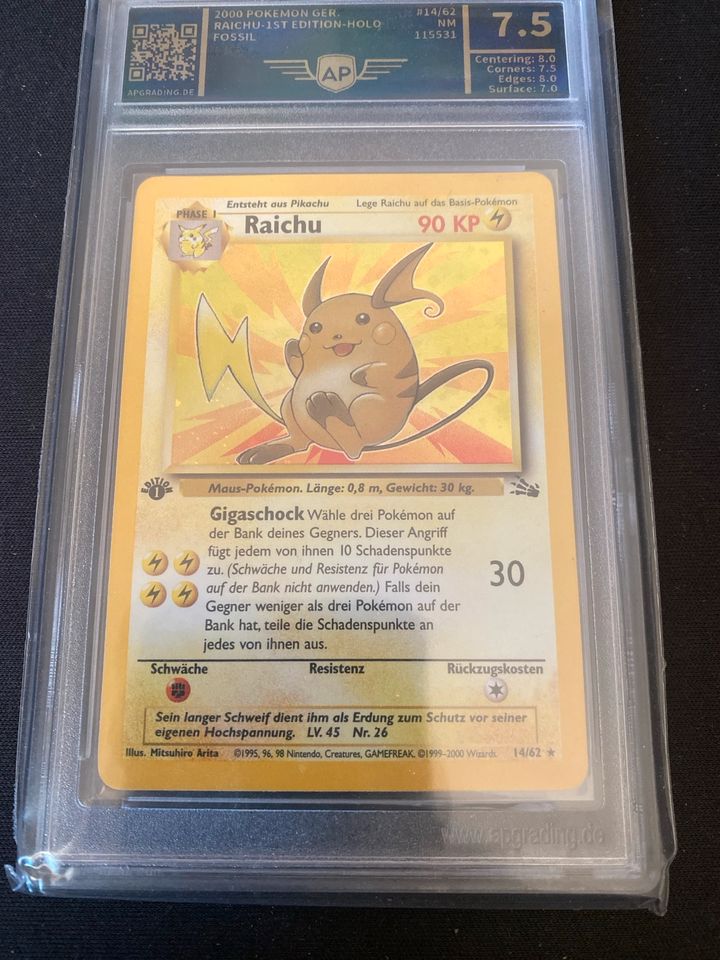 Pokémon | Raichu | 1ST Edition| Holo| Fossil | AP Grading 7.5 in Wahrenholz