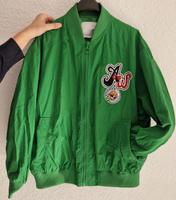 Grüne Bershka Jacke mit bunten Details und Rückenlogo- Größe L Duisburg - Rumeln-Kaldenhausen Vorschau