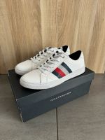 Damen Sneaker Tommy Hilfiger  Größe 39 Hessen - Groß-Zimmern Vorschau