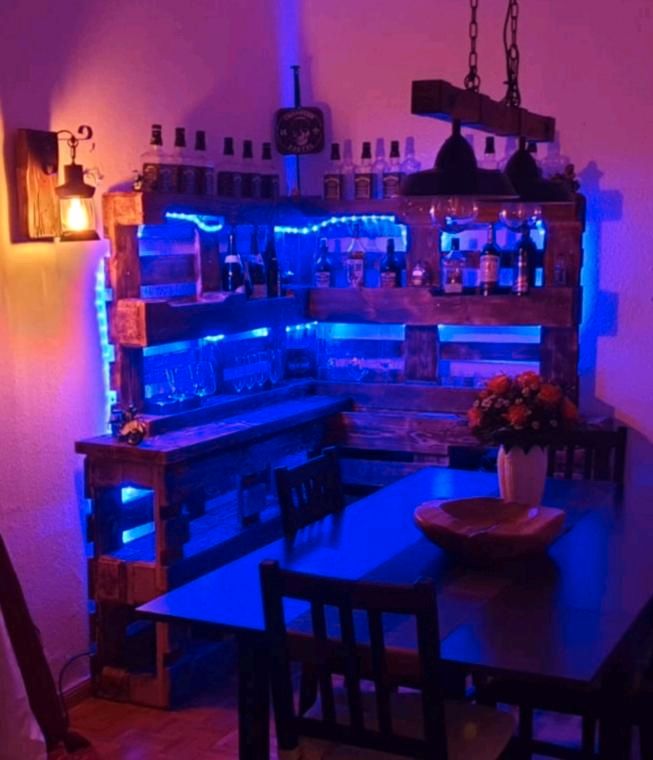 Holzpalletten Bar in Preetz