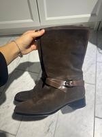 Tod‘s Tods Suede Stiefel braun flach 39,5 39 38,5 Wildleder Leder Nordrhein-Westfalen - Oberhausen Vorschau