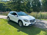 Mercedes GLA 180 - Sport Utility - Panoramadach - TOPZUSTAND Bayern - Schwandorf Vorschau