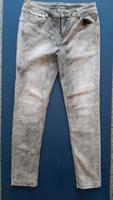 graue Jeans mit Glitzersteinchen  Gr.40 Sachsen - Plauen Vorschau