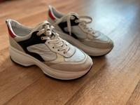 Sneaker Hogan Gr. 40 Friedrichshain-Kreuzberg - Friedrichshain Vorschau