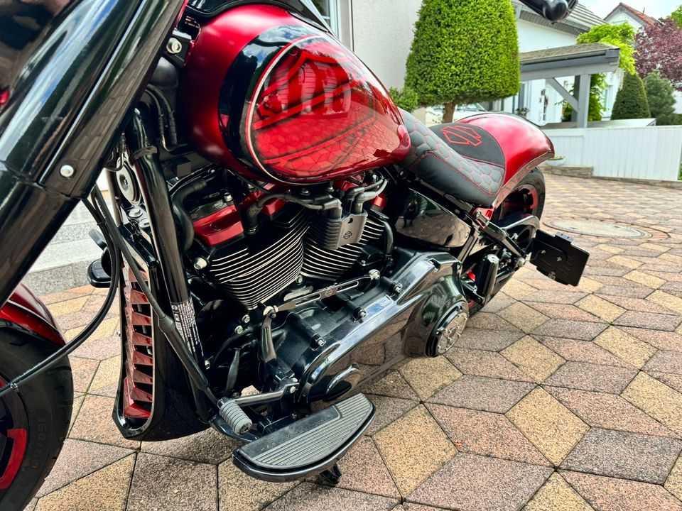 Harley Davidson Fat Boy 114 FLFBS Klappenauspuff Voll Umbau TOP! in Erkrath