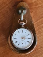 Alte silberne Taschenuhr mit Wandhalter Bremen - Blumenthal Vorschau