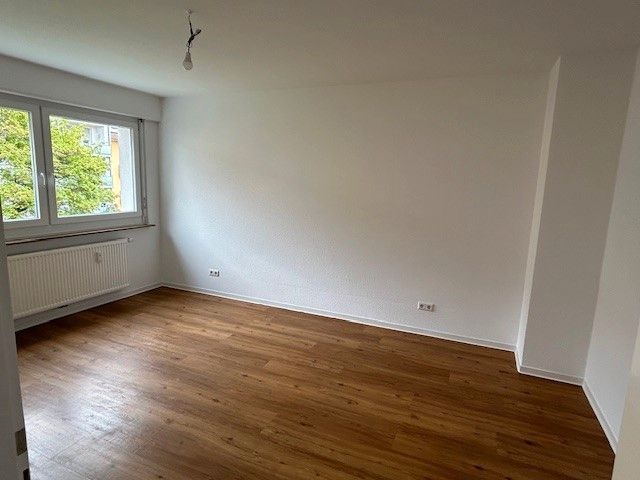 Einladende 3-Zimmer Wohnung mit Balkon! - OHNE Stellplatz in Esslingen