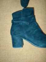 Paul Green Stiefelette schwarz Wildleder Schleife Hessen - Kassel Vorschau