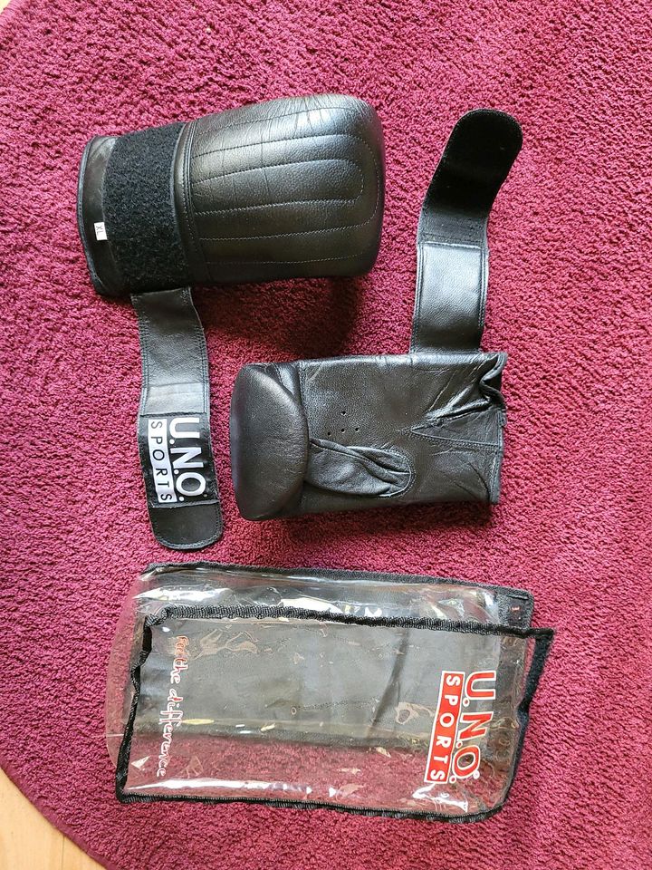 U.N.O. SPORTS, Boxhandschuhe mit Tasche in Essen - Steele | eBay  Kleinanzeigen ist jetzt Kleinanzeigen