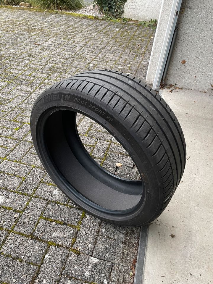 Michelin Pilot Sport EV 255/40 R 20 Sommerreifen in Dortmund