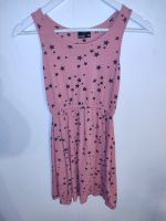 Kleid Sommerkleid Pink mit Sternen Gr.134/140 Herzogtum Lauenburg - Lüchow bei Sandesneben Vorschau