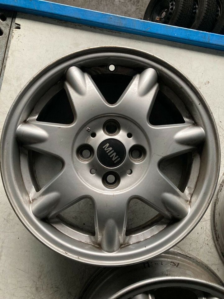 3 Stück Alufelgen 5X15 ET45 4X100 Mini  ALU12218 in Coswig (Anhalt)