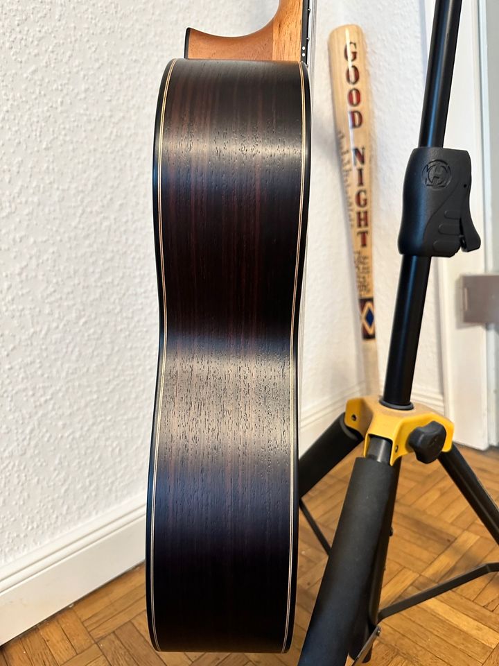 Hanika Meisterklasse Natural Doubletop Custom Konzertgitarre in Recklinghausen