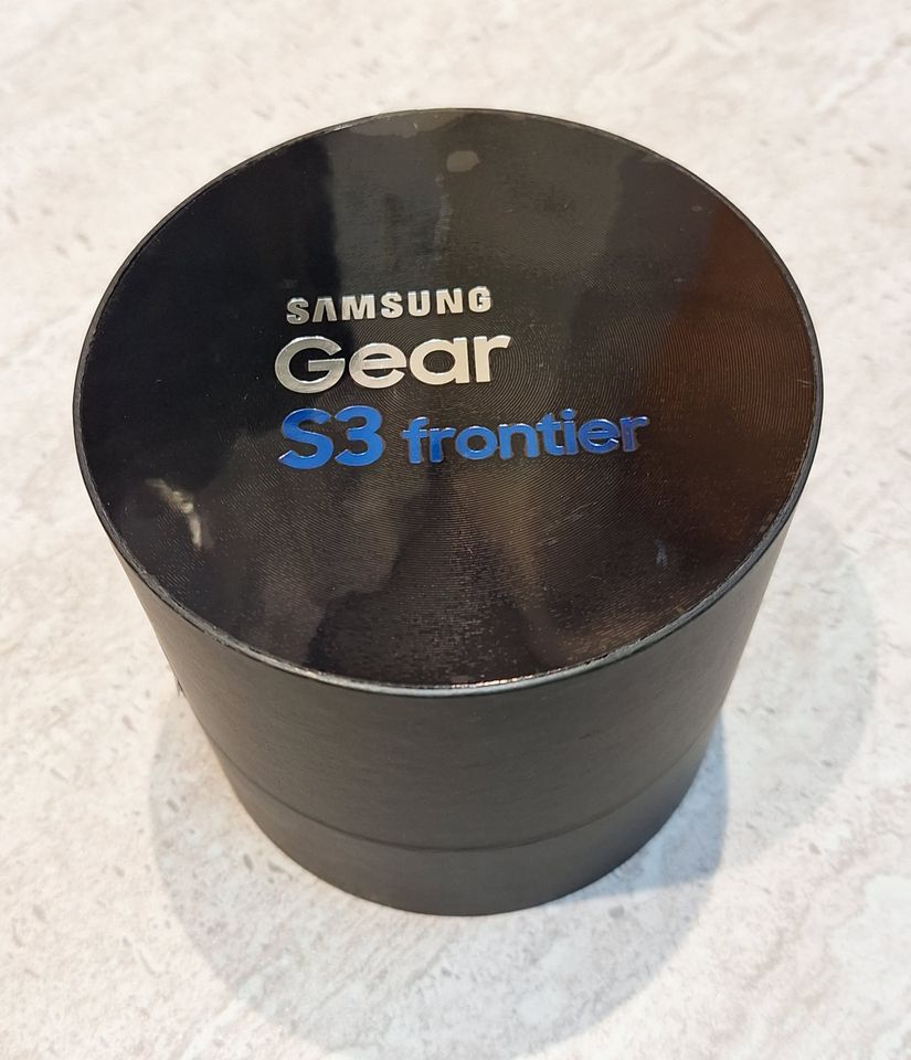 Smartwatch Samsung Gear S3 Frontier in Herborn