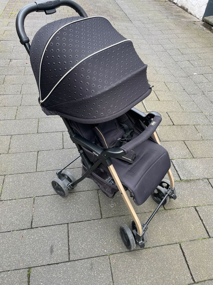 Buggy- bis 15kg +1,5 , Chicco in Frechen