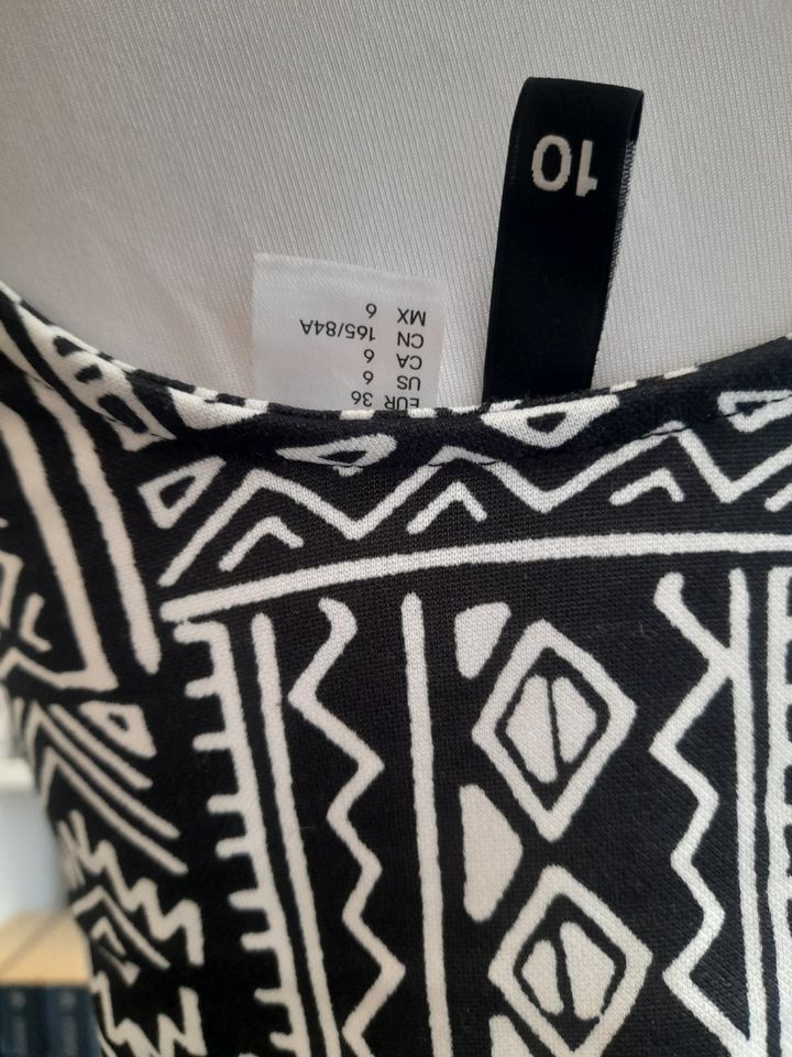 H&M Kleid, Gr. 36, schwarz/weiß, kurz, neuwertig in Detmold