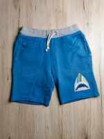 Mini Boden kurze Hose Gr. 140 blau shark Hai Shorts Sommer Baden-Württemberg - Neudenau  Vorschau