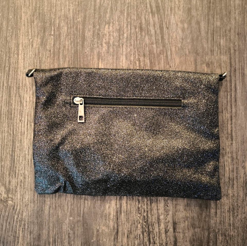 Tasche / Handtasche / Umhängetasche Schwarz Glitzer in Oberammergau