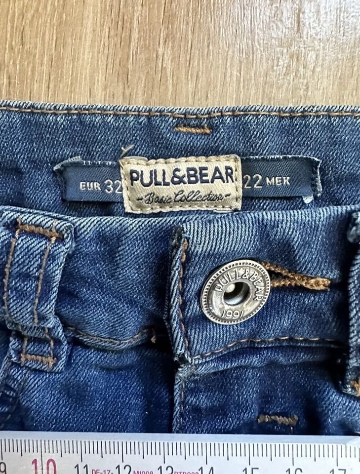 Pull&Bear skinny Jeans Damen blau Größe 32 in Stuttgart