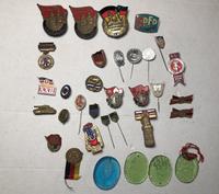 Verschieden DDR Anstecknadeln PINs FDJ, Junge Pioniere, GST, FDGB Kr. München - Ottobrunn Vorschau
