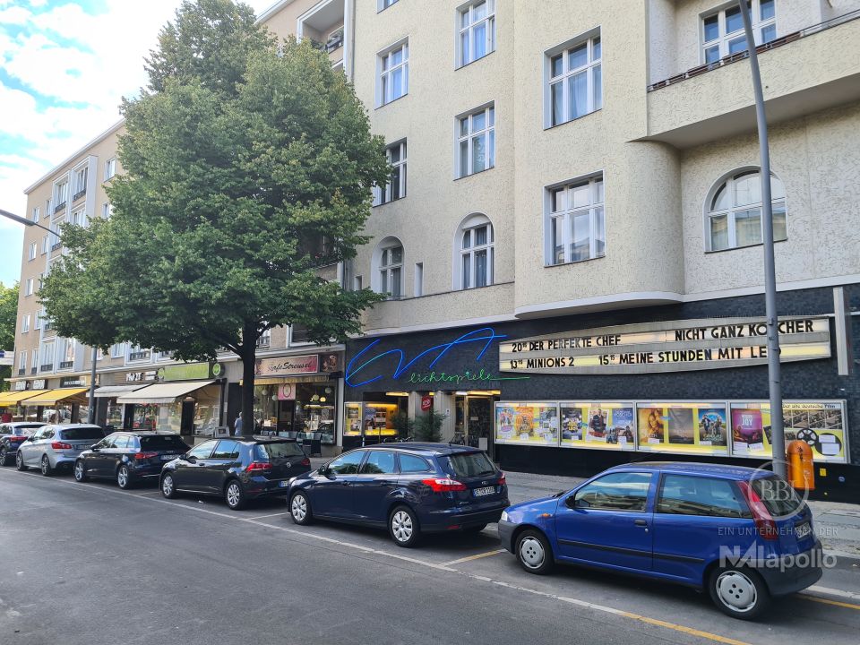 SANIERTE DACHTERRASSEN-WOHNUNG OHNE LIFT! FREI! in Berlin