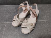 Sandalen Creme/gold Baden-Württemberg - Tübingen Vorschau